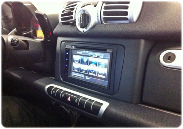 Reato la musica troppo alta in autoradio, lo dice la Cassazione