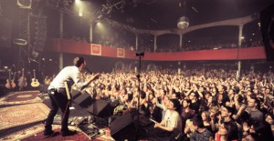 I promoter francesi chiedono allo stato 50 milioni di euro per il post-Bataclan