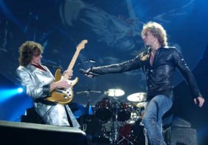 I Bon Jovi rinunciano al cachet. Biglietti low cost anche a Madrid